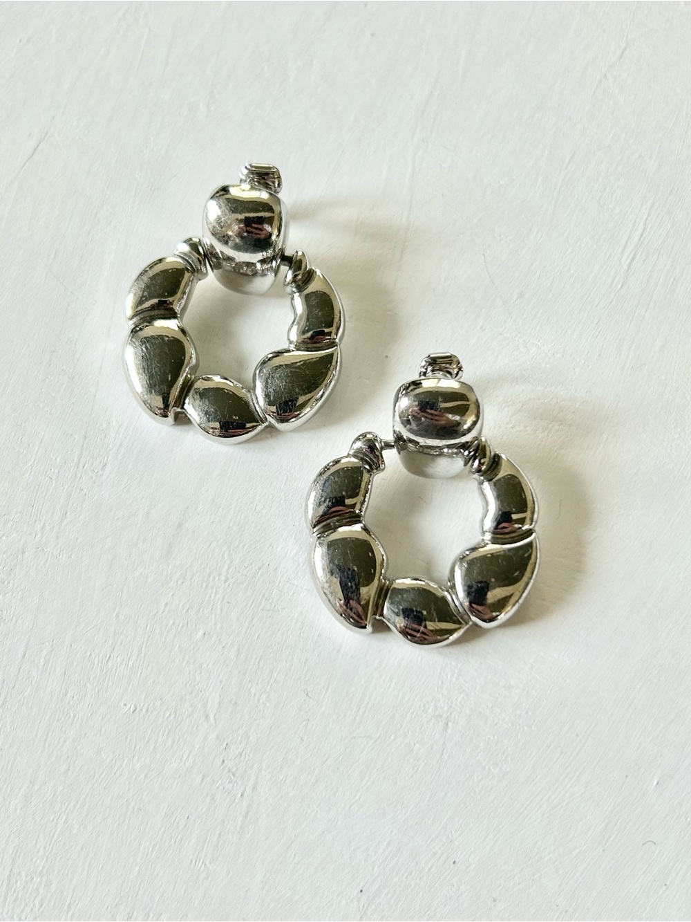 Vintage 1990s Silver Tone Puffy Hoop Clip-On Post Drop Earrings